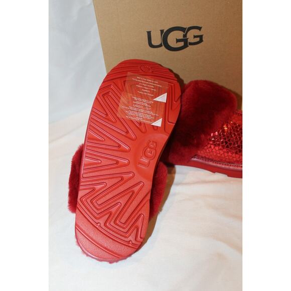 NIB UGG KIDS COZY II GEL HEARTS SLIPPERS RED YOUTH SIZE 5 6 FIT WOMEN 7 8 - Picture 7 of 7